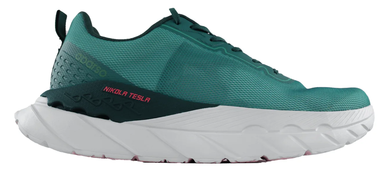 U'S ROAD RUNNING SHOES
