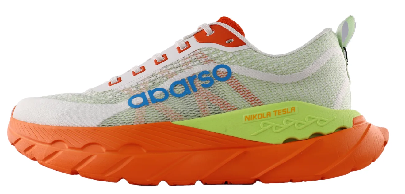 U'S ROAD RUNNING SHOES